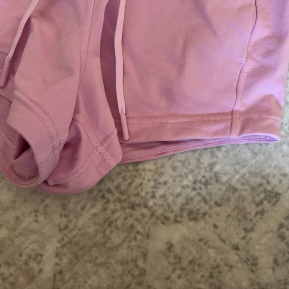 Inner Glow High Rise Short 3" - Picture 3 of 11